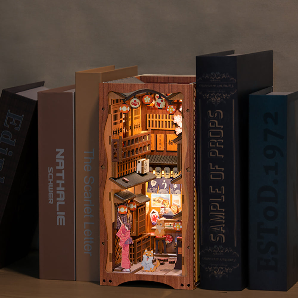 Under the Sakura Tree | CUTEBEE DIY Book Nook Kit