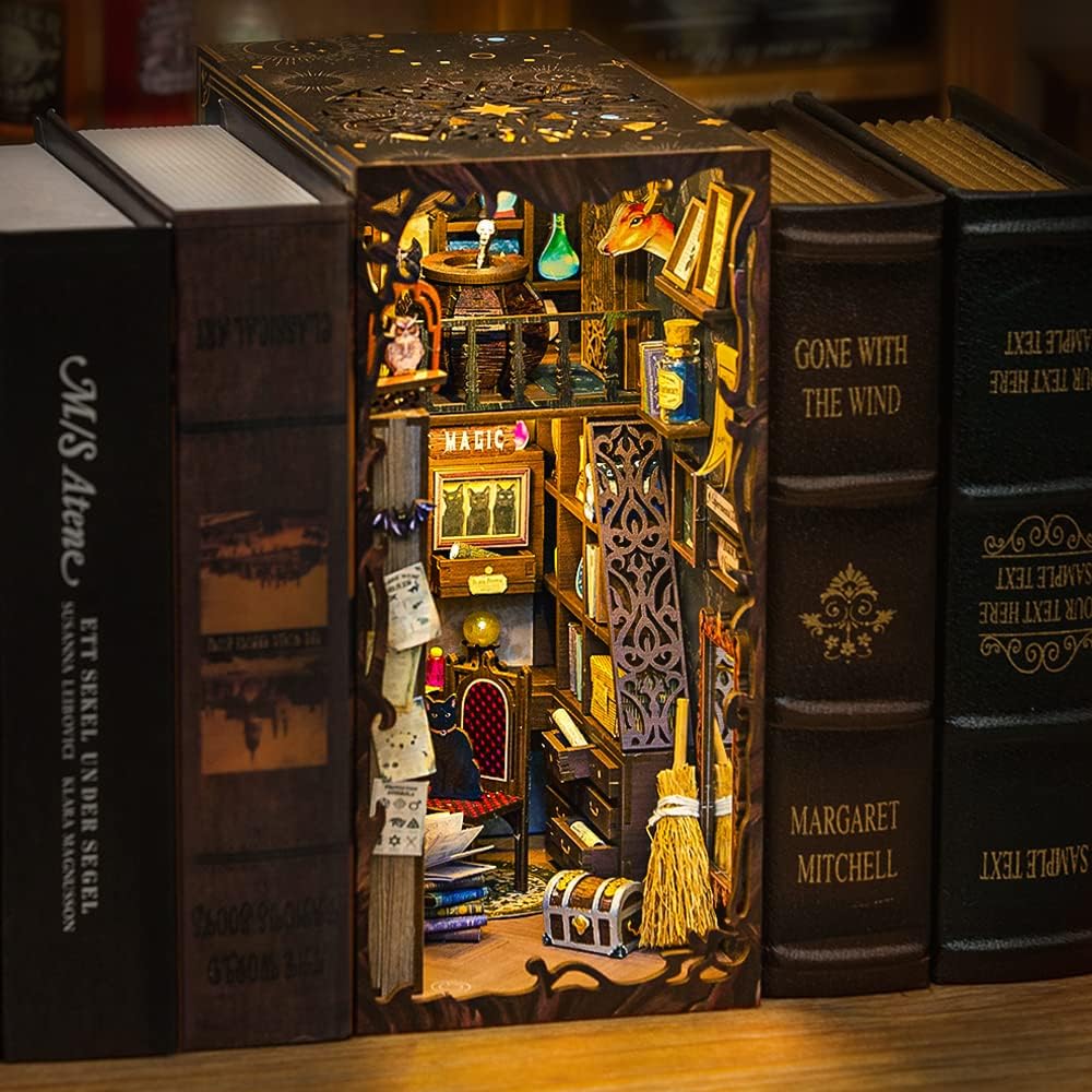Magic Pharmacist |CUTEBEE DIY Book Nook Kit