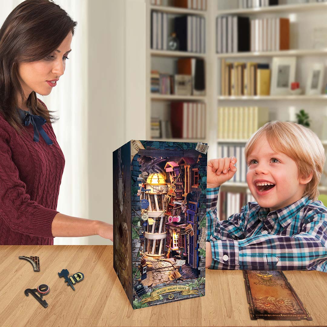 Magic Night Alley - DIY Book Nook Kit - NookFan