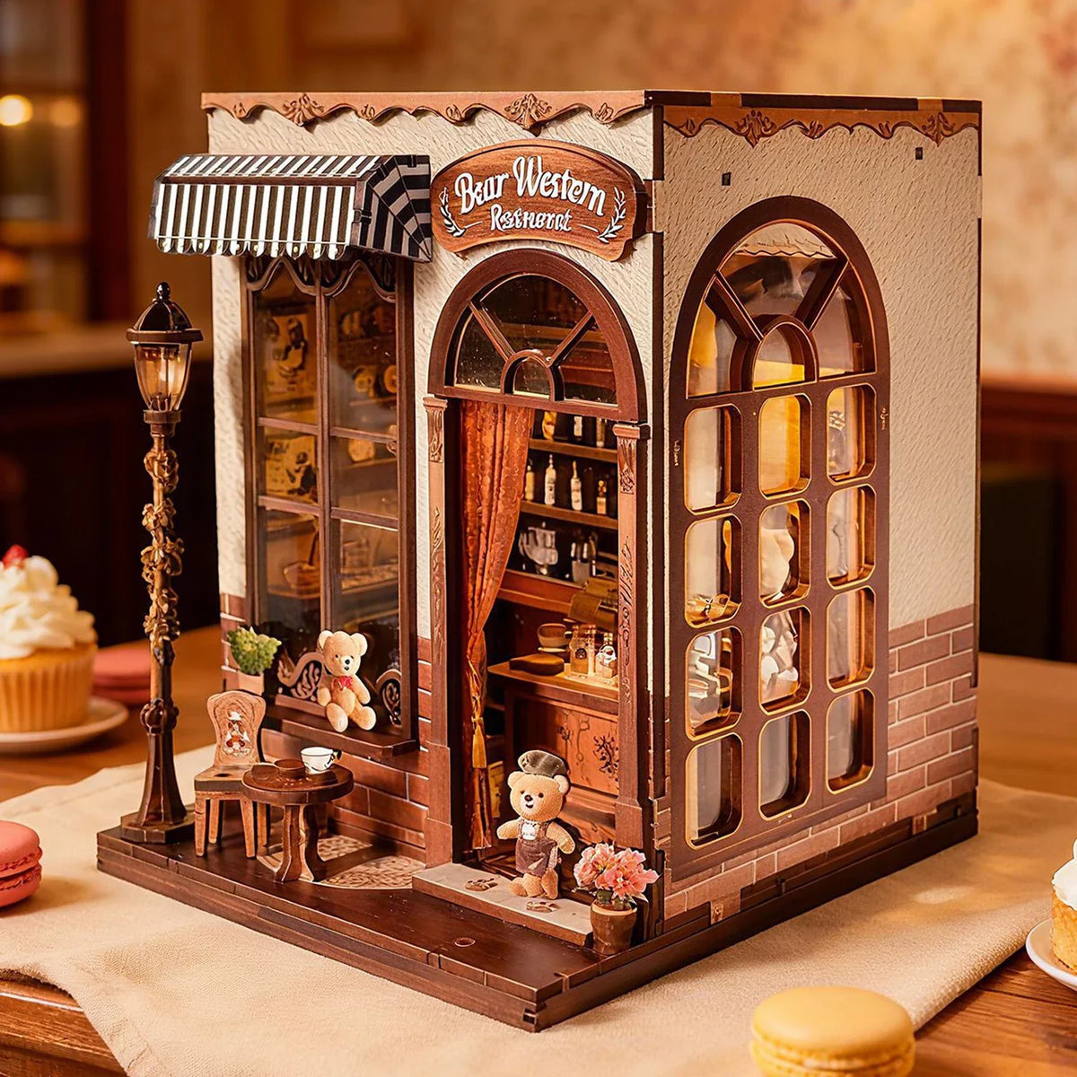 Bear's Bistro - DIY Book Nook Kit - NookFan