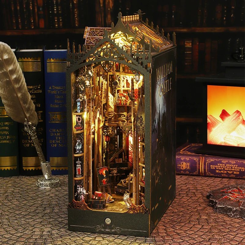 William Castle Book Nook - NookFan