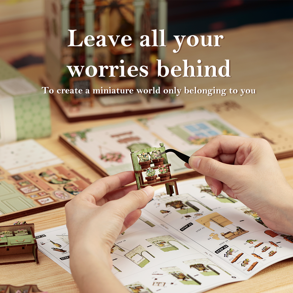 Green Life Bookshop | CUTEBEE DIY Book Nook Kit