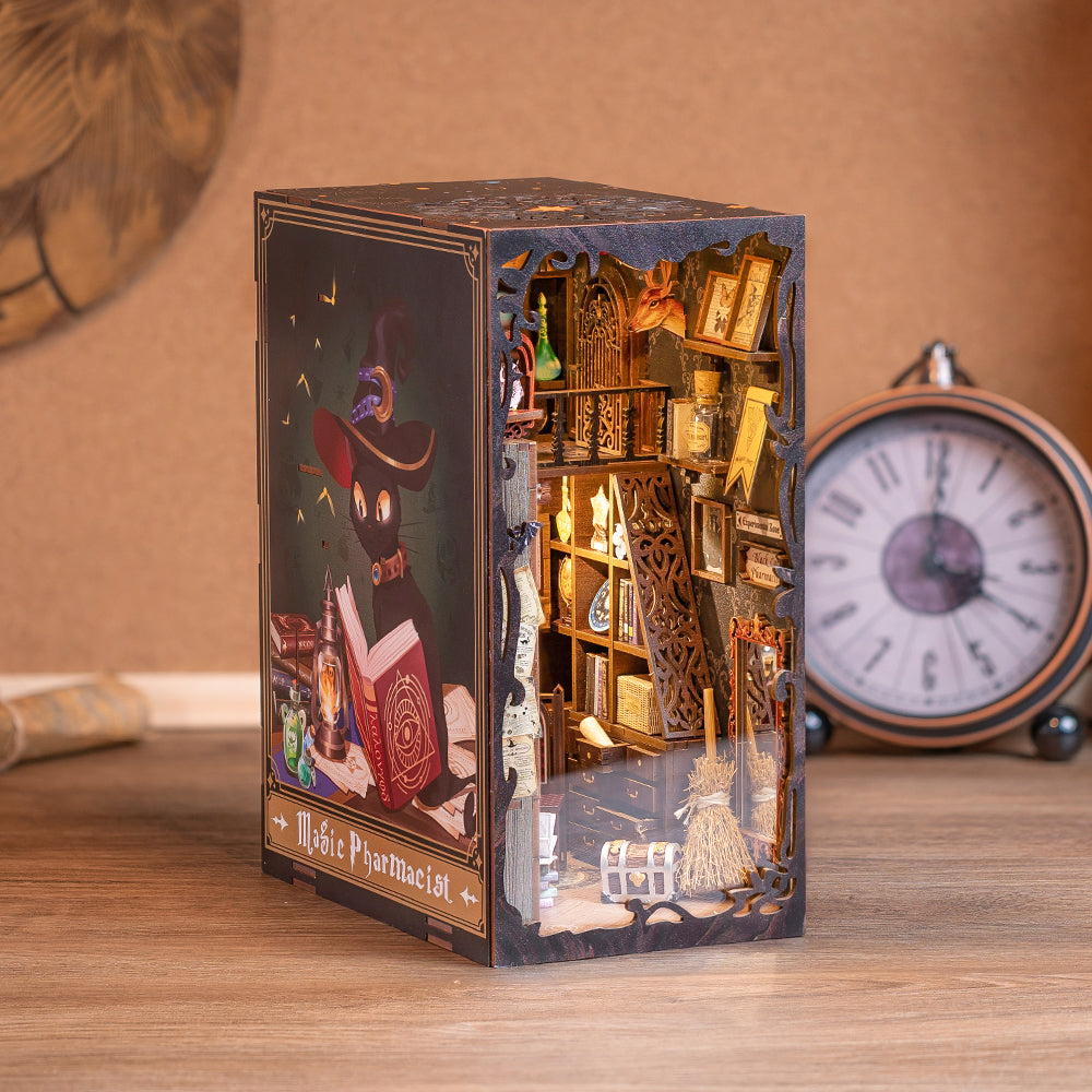 Magic Pharmacist |CUTEBEE DIY Book Nook Kit
